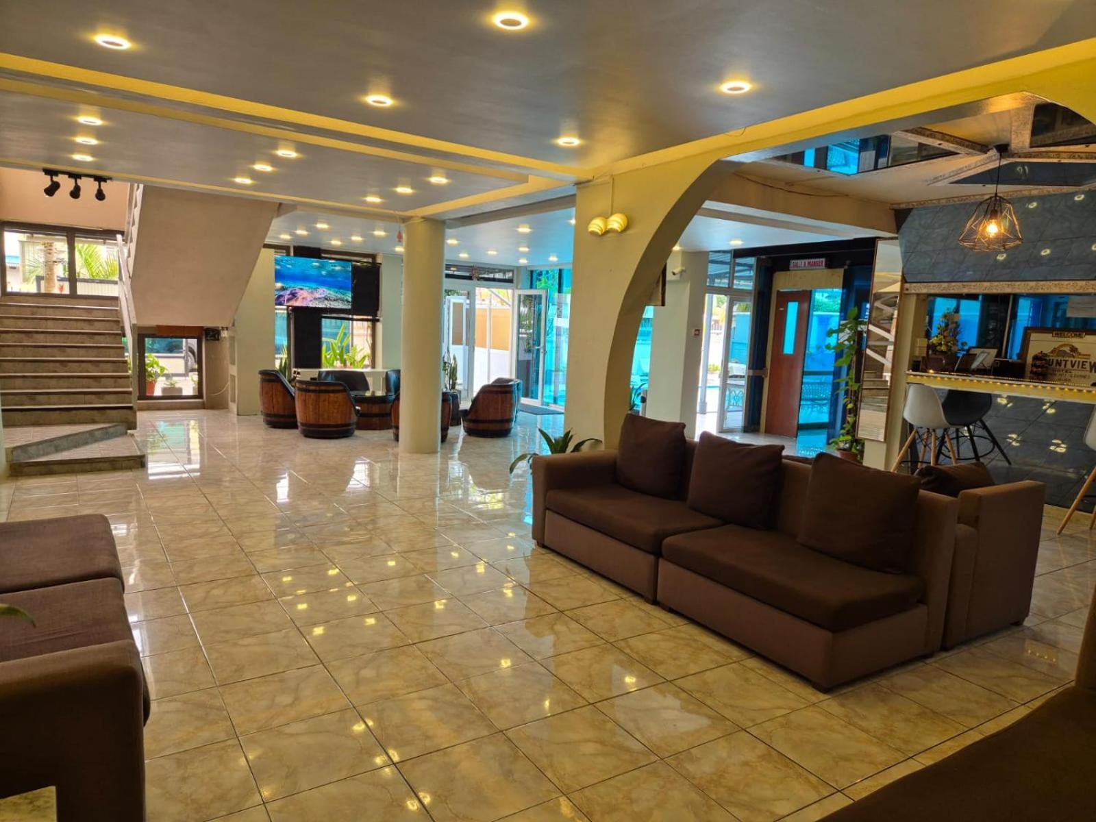 Mountview Tourist Residence กาตร์บอร์นส์ ภายนอก รูปภาพ